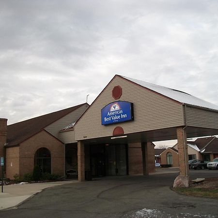 Americas Best Value Inn Romulus/Detroit Airport Exterior foto